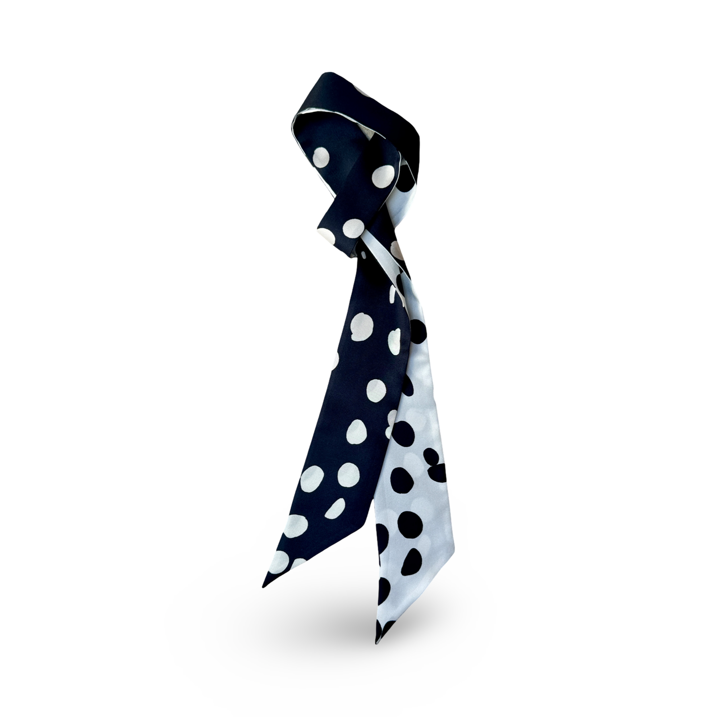 Classic Polka lavallière