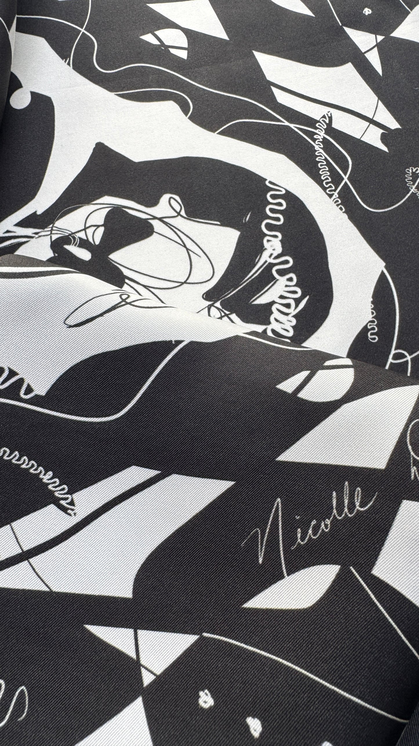 Couturière Scarf 70- BLK